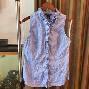 CUTE WHITE HOUSE BLACK MARKET BLOUSE